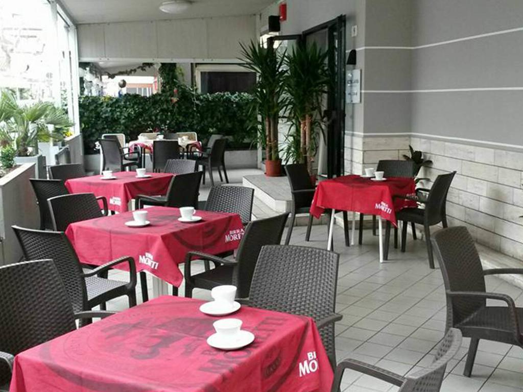 Hotel Laura Rimini Exterior photo